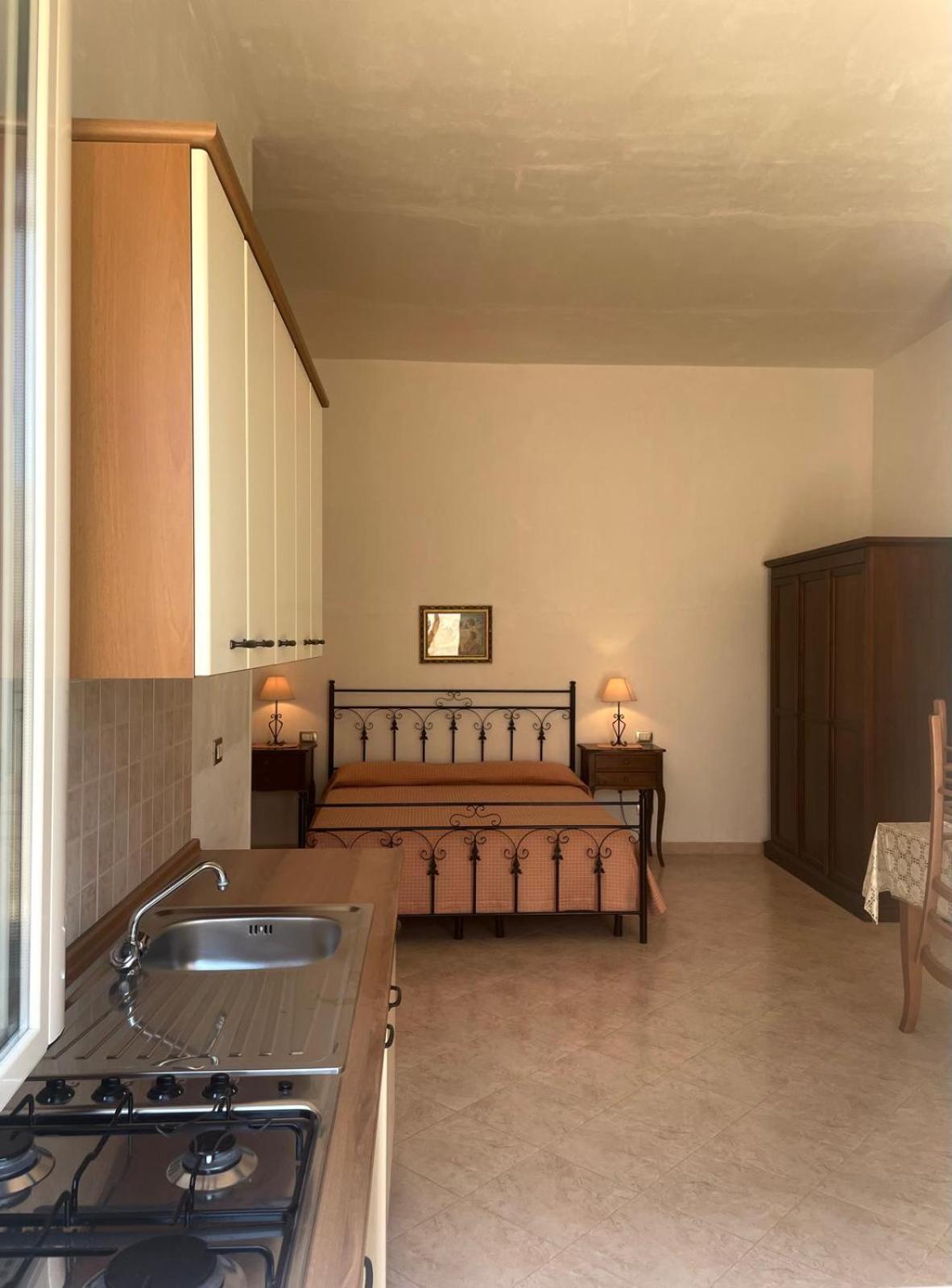 La Rondine Bed And Breakfast Uggiano La Chiesa Εξωτερικό φωτογραφία